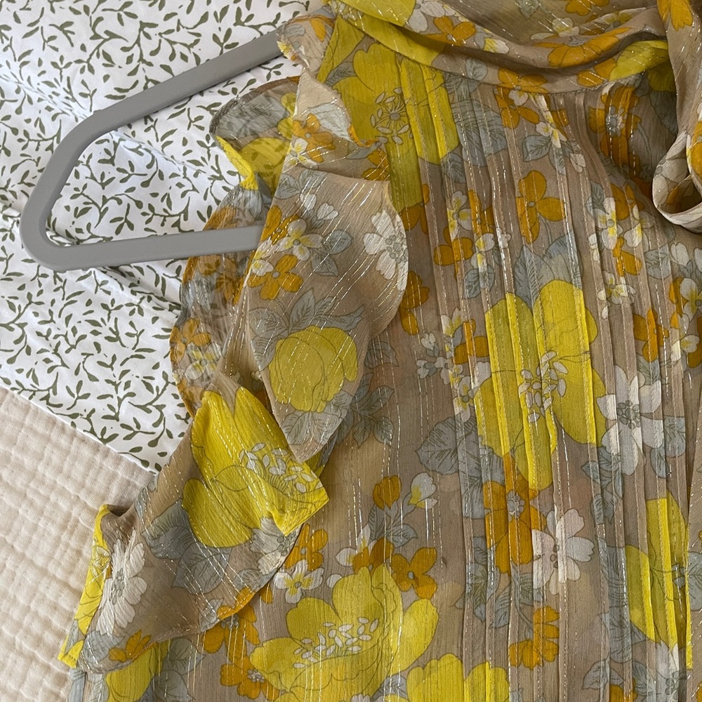 Veronica Beard Dali Silk Halter Top Yellow Floral Pyrex Threading Size 6 - Picture 3 of 15